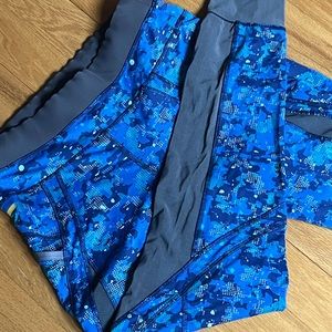 LOLE High Waist Activewear Leggings Mesh Panels Blue with pockets (inseam 26 in)